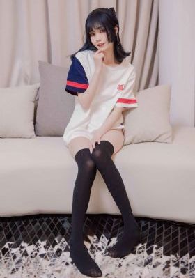 受欺辱的新任女教师