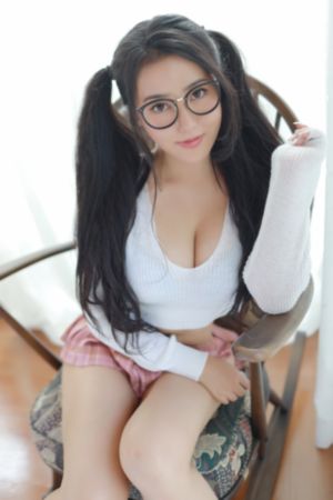火车上荫蒂添的好舒服图片