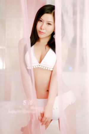小sao货抬起臀嗯啊h视频