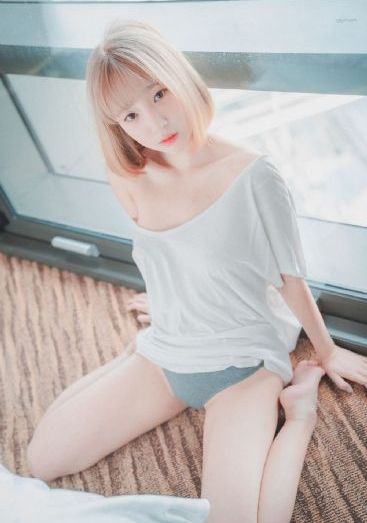 宝贝乖女你的奶真大水真多动漫