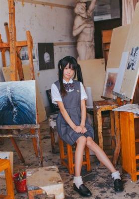 美丽的保姆